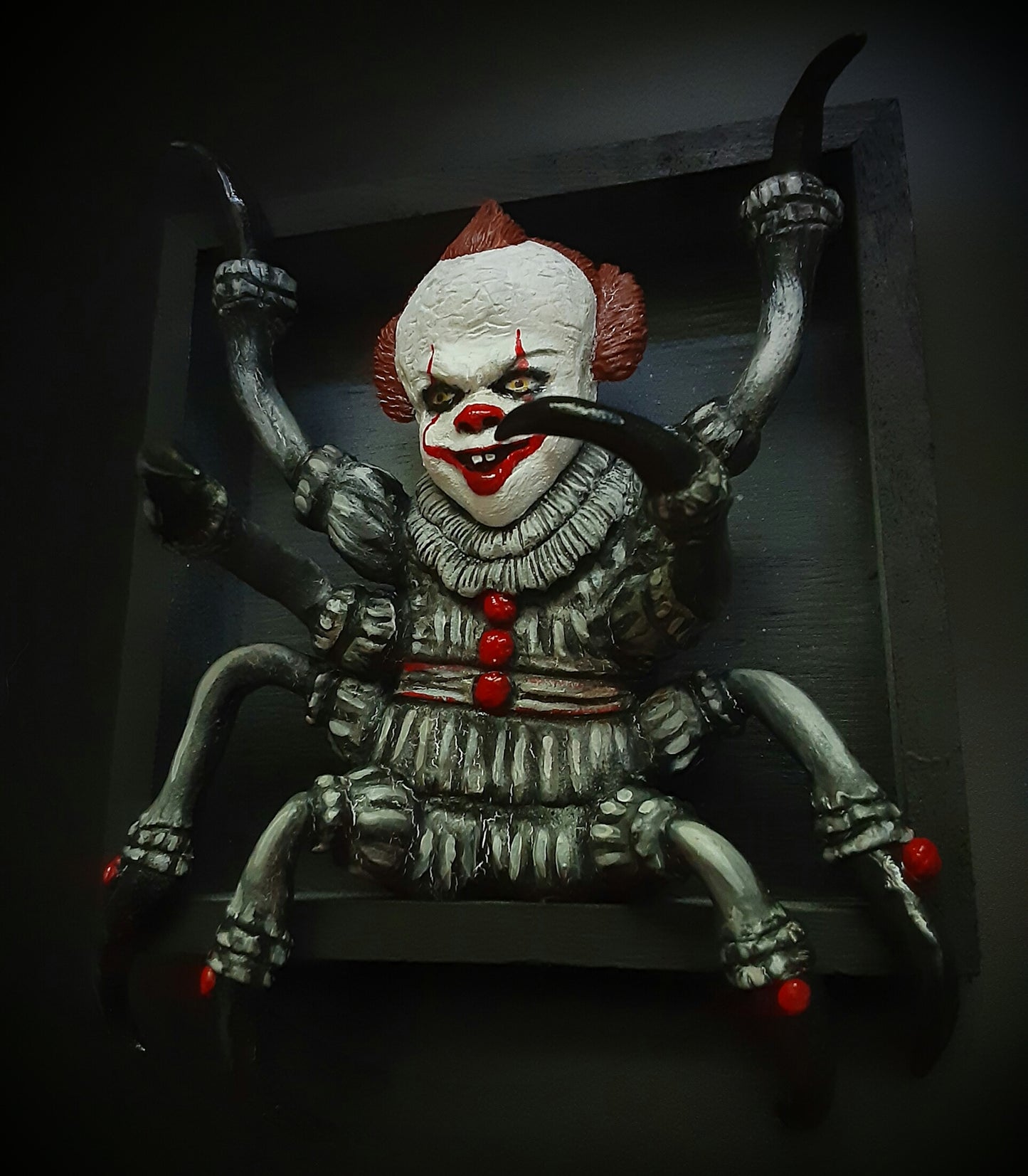 PENNYWISE SPIDER FORM IT WALL ART