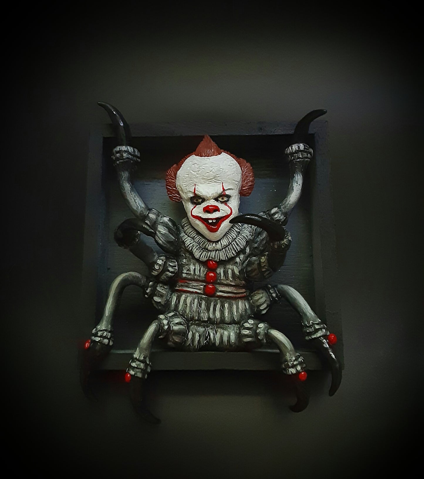 PENNYWISE SPIDER FORM IT WALL ART
