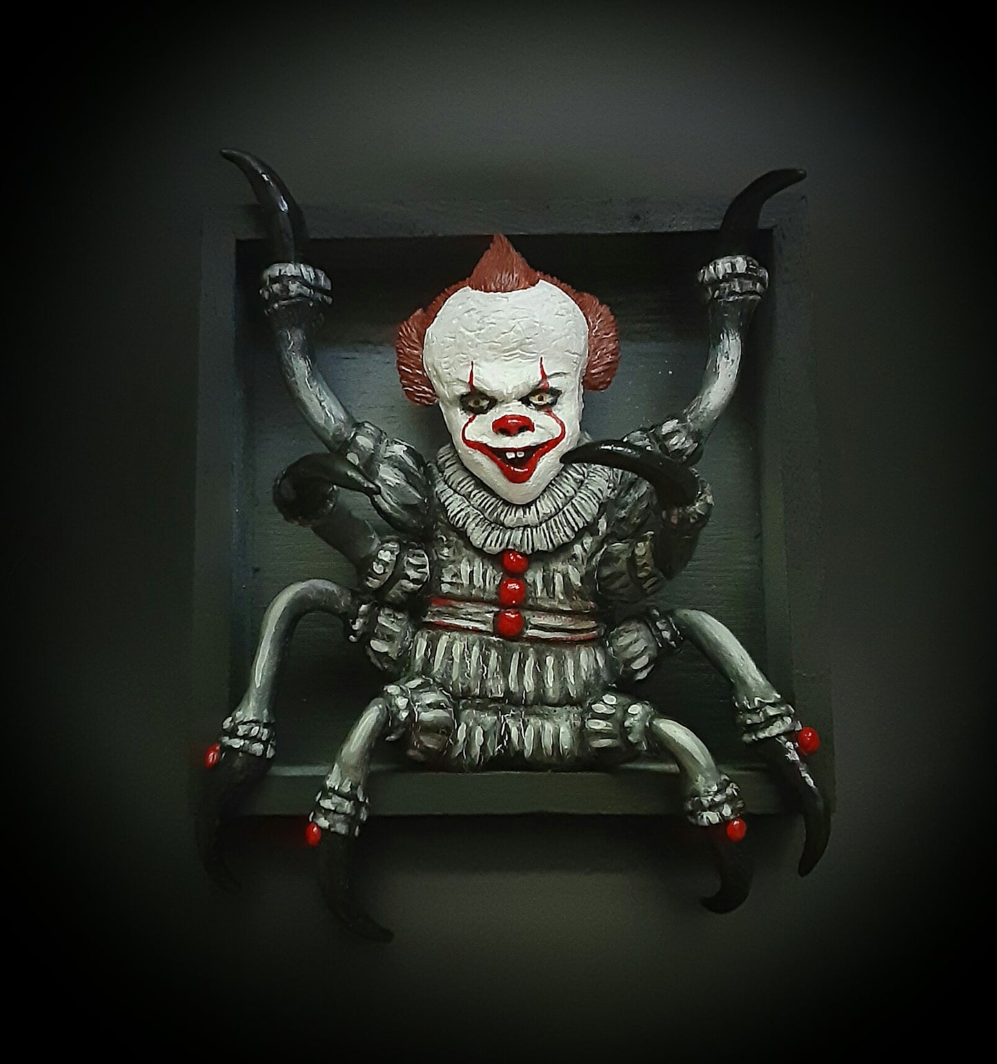PENNYWISE SPIDER FORM IT WALL ART